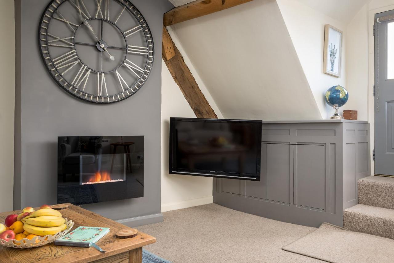The Loft: Unique, Romantic, Grade II Listed, Dog Friendly ストウ・オン・ザ・ウォルド エクステリア 写真