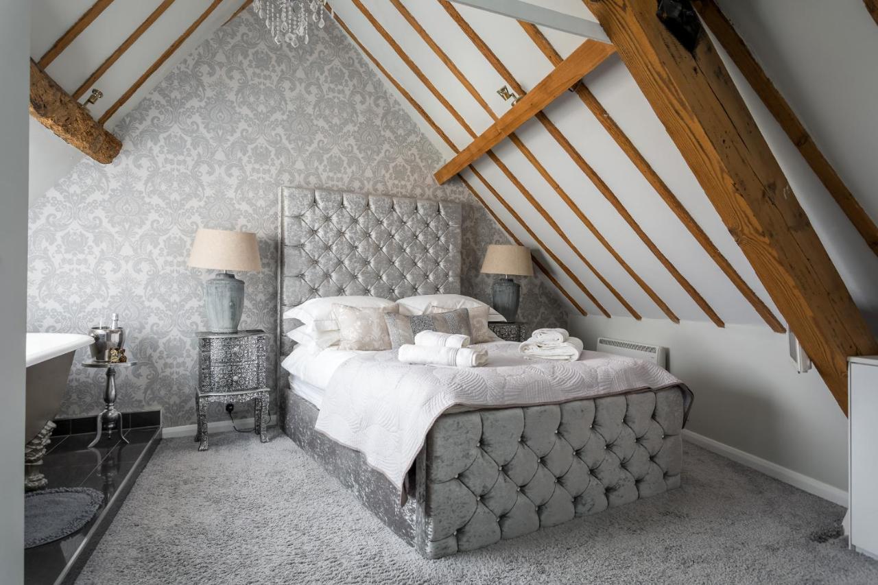 The Loft: Unique, Romantic, Grade II Listed, Dog Friendly ストウ・オン・ザ・ウォルド エクステリア 写真